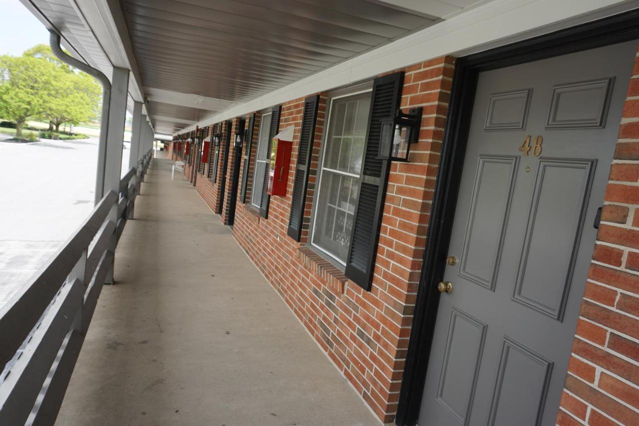 Harvest Drive Family Inn - Renovated Rooms Gordonville Exterior photo